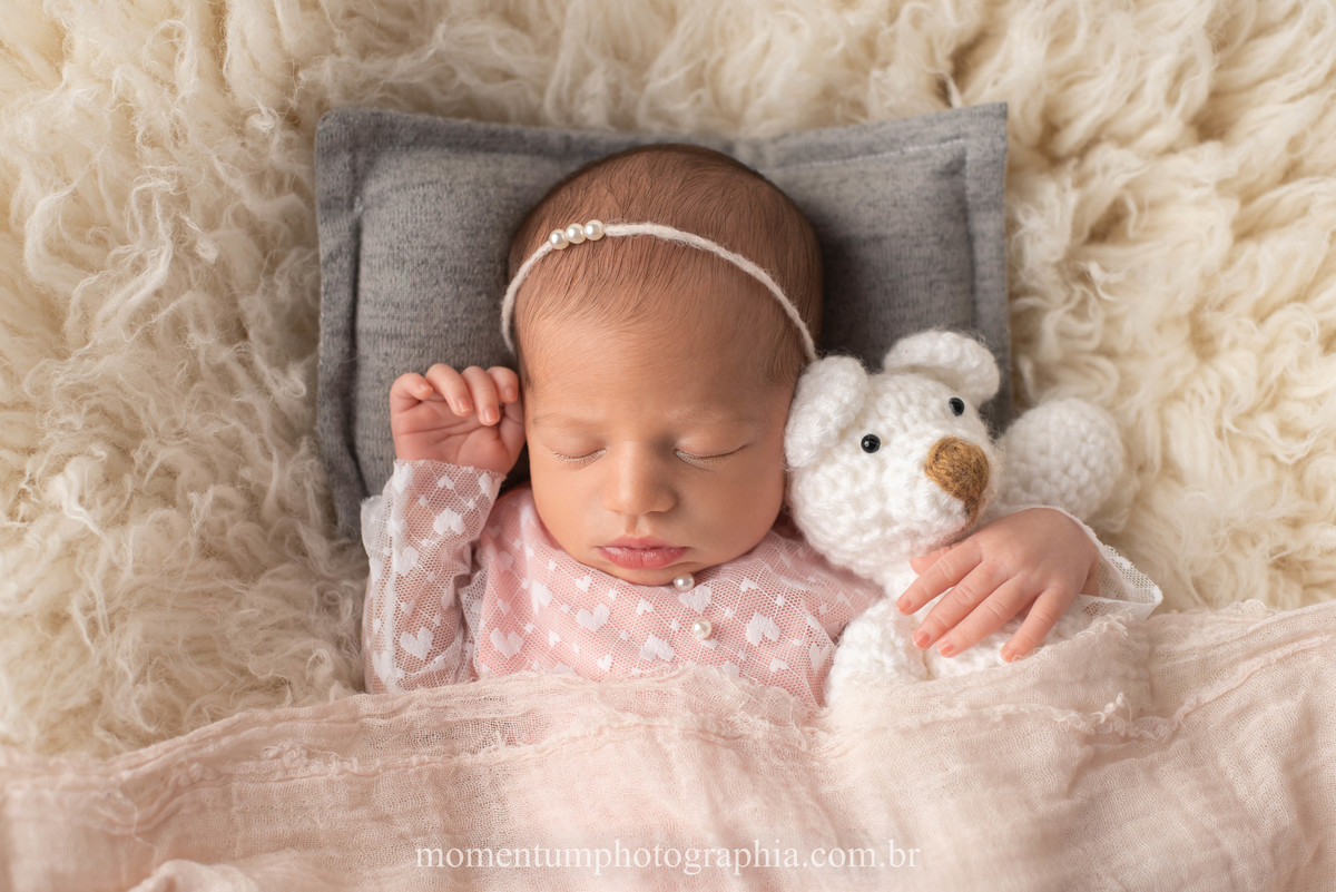 sessão newborn Petrópolis, gestantes de Petrópolis, Mães de Petrópolis, Grávidas de Petrópolis, momentum photographia, referência em newborn, fotos em petrópolis, fotógrafo referÊncia em newborn