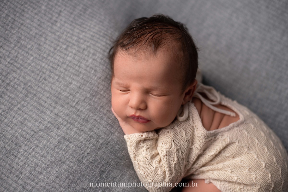 sessão newborn Petrópolis, gestantes de Petrópolis, Mães de Petrópolis, Grávidas de Petrópolis, momentum photographia, referência em newborn, fotos em petrópolis, fotógrafo referência em newborn