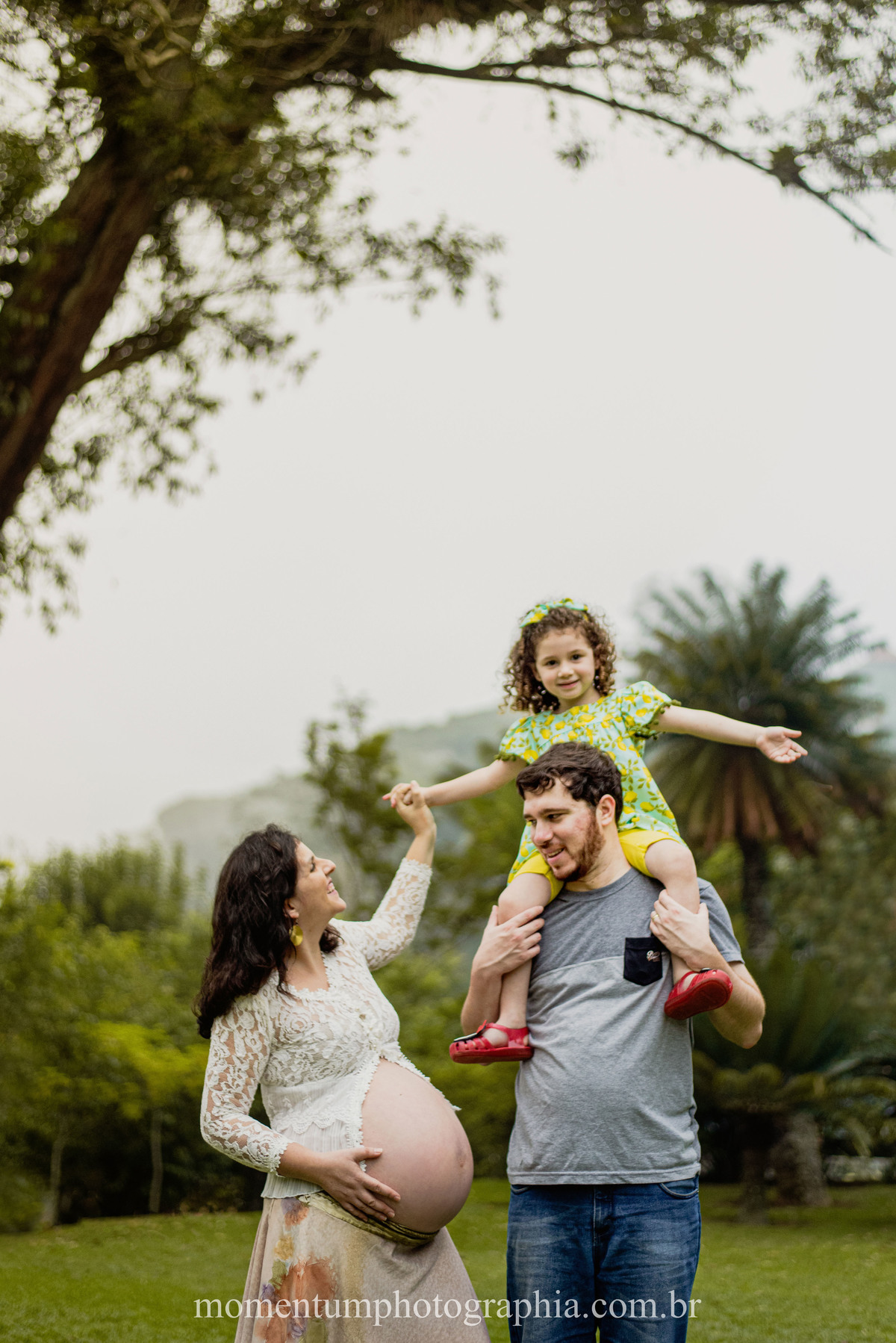 sessão newborn Petrópolis, gestantes de Petrópolis, Mães de Petrópolis, Grávidas de Petrópolis, momentum photographia, referência em newborn, fotos em petrópolis, fotógrafo referência em newborn, ensaio gestante petropolis, ensaio museu imperial