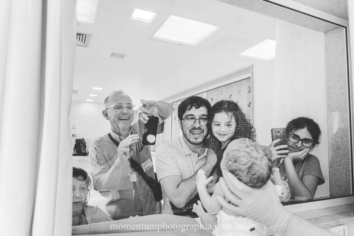 sessão newborn Petrópolis, gestantes de Petrópolis, Mães de Petrópolis, Grávidas de Petrópolis, momentum photographia, referência em newborn, fotos em petrópolis, fotógrafo referência em newborn, ensaio gestante petropolis, fotos de parto petropolis