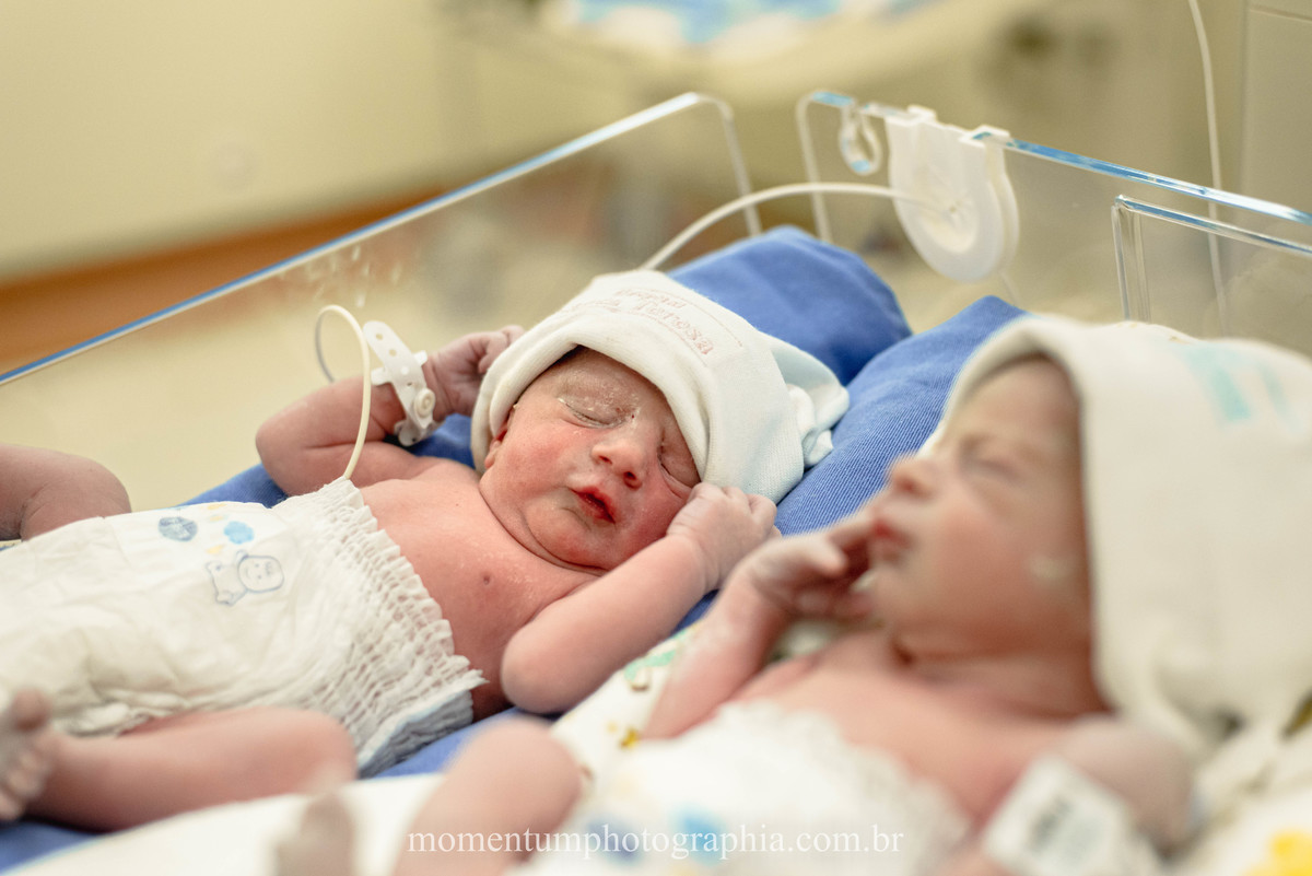 sessão newborn Petrópolis, gestantes de Petrópolis, Mães de Petrópolis, Grávidas de Petrópolis, momentum photographia, referência em newborn, fotos em petrópolis, fotógrafo referência em newborn, ensaio gestante petropolis, fotos de parto petropolis