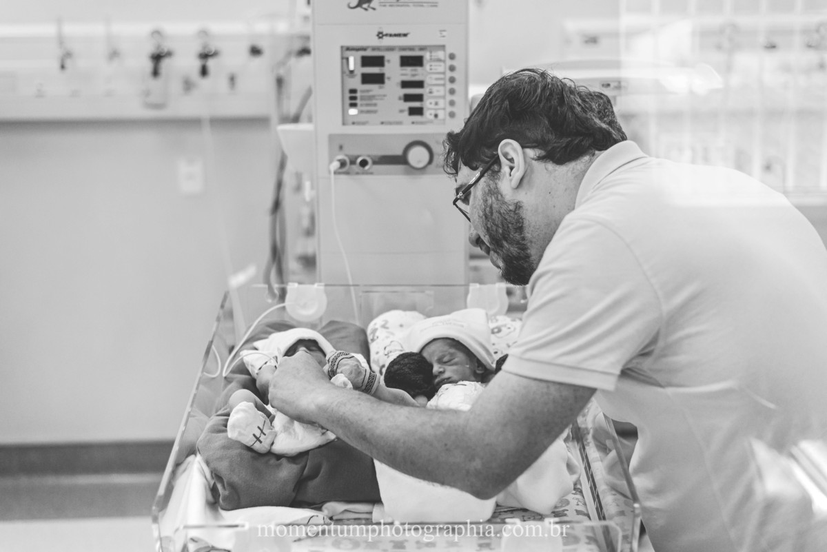 sessão newborn Petrópolis, gestantes de Petrópolis, Mães de Petrópolis, Grávidas de Petrópolis, momentum photographia, referência em newborn, fotos em petrópolis, fotógrafo referência em newborn, ensaio gestante petropolis, fotos de parto petropolis