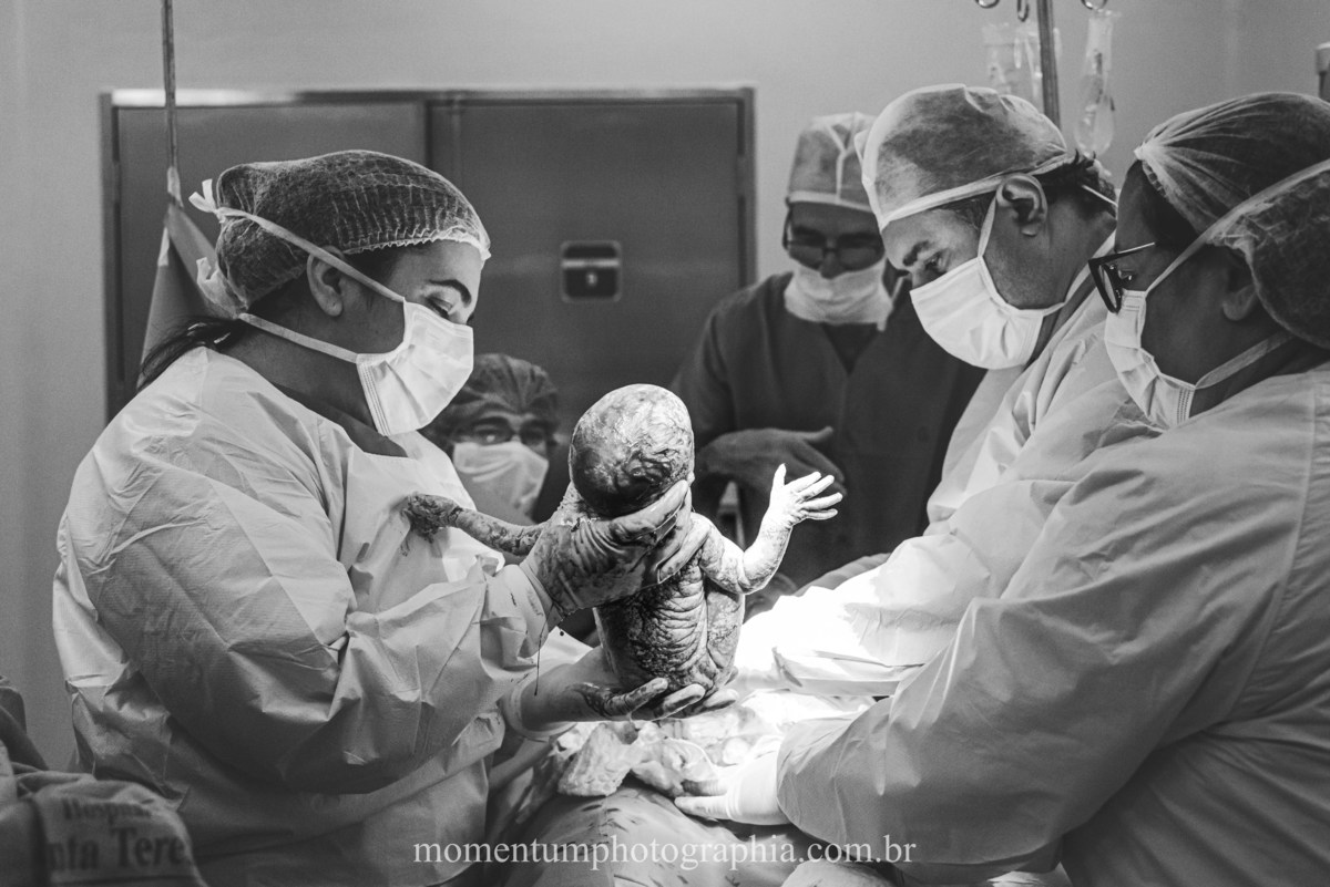 sessão newborn Petrópolis, gestantes de Petrópolis, Mães de Petrópolis, Grávidas de Petrópolis, momentum photographia, referência em newborn, fotos em petrópolis, fotógrafo referência em newborn, ensaio gestante petropolis, fotos de parto petropolis