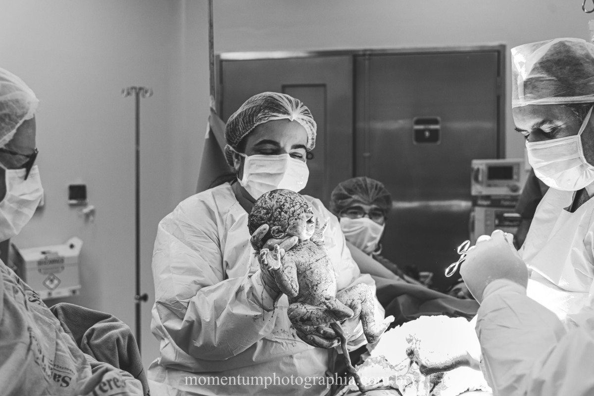 sessão newborn Petrópolis, gestantes de Petrópolis, Mães de Petrópolis, Grávidas de Petrópolis, momentum photographia, referência em newborn, fotos em petrópolis, fotógrafo referência em newborn, ensaio gestante petropolis, fotos de parto petropolis