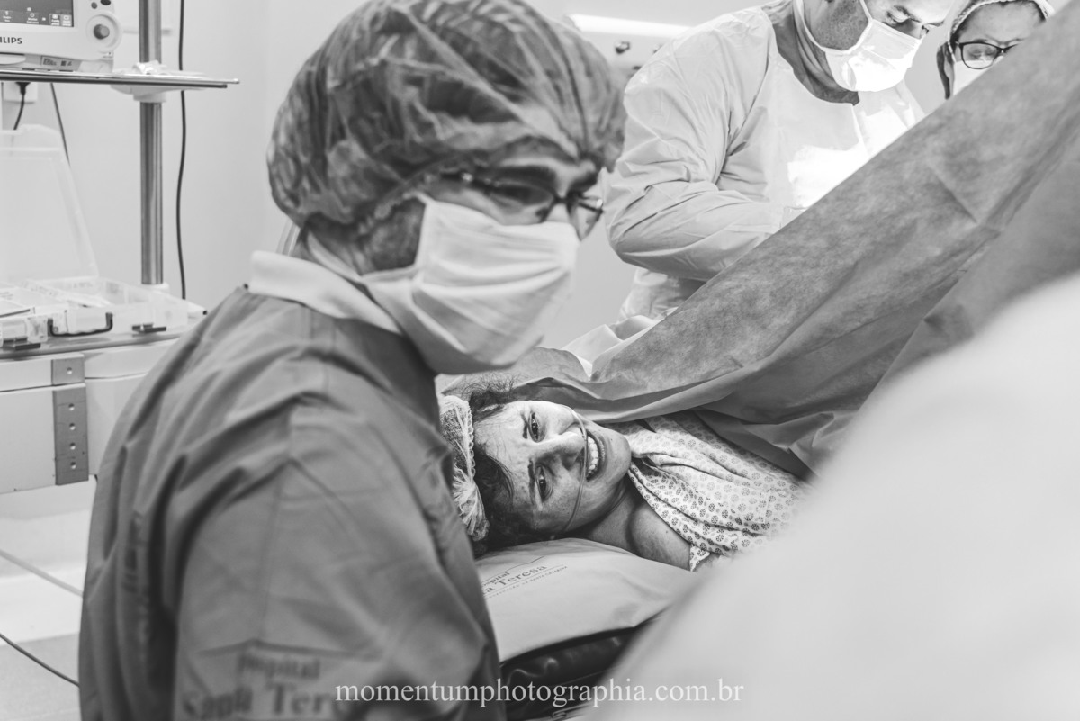 sessão newborn Petrópolis, gestantes de Petrópolis, Mães de Petrópolis, Grávidas de Petrópolis, momentum photographia, referência em newborn, fotos em petrópolis, fotógrafo referência em newborn, ensaio gestante petropolis, fotos de parto petropolis