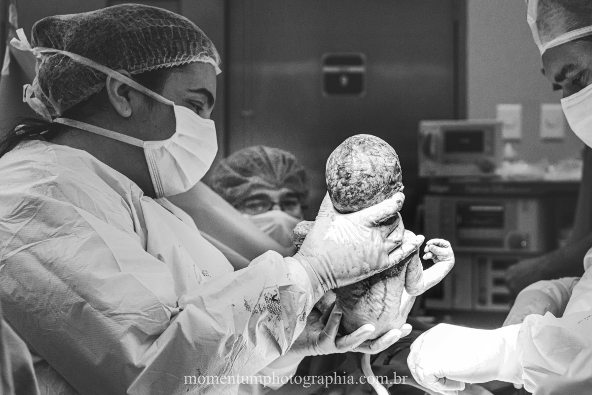 sessão newborn Petrópolis, gestantes de Petrópolis, Mães de Petrópolis, Grávidas de Petrópolis, momentum photographia, referência em newborn, fotos em petrópolis, fotógrafo referência em newborn, ensaio gestante petropolis, fotos de parto petropolis