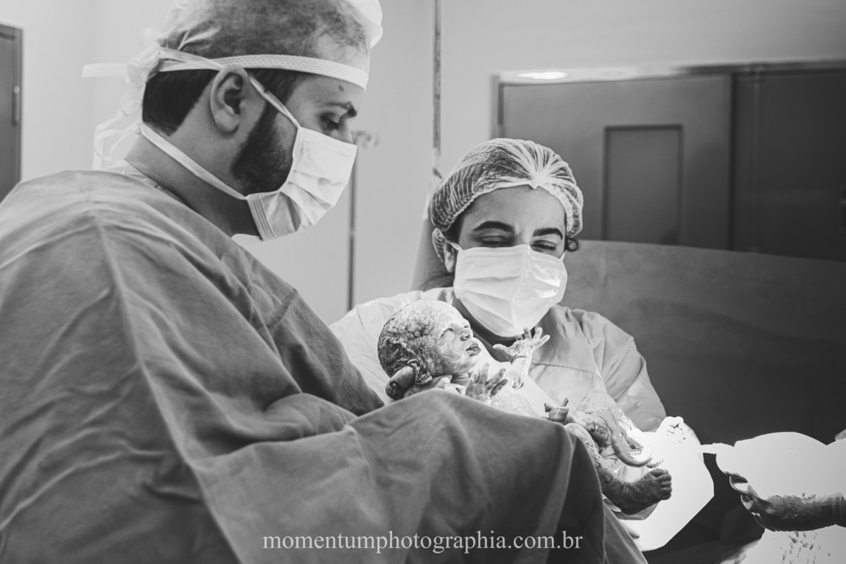 sessão newborn Petrópolis, gestantes de Petrópolis, Mães de Petrópolis, Grávidas de Petrópolis, momentum photographia, referência em newborn, fotos em petrópolis, fotógrafo referência em newborn, ensaio gestante petropolis, fotos de parto petropolis