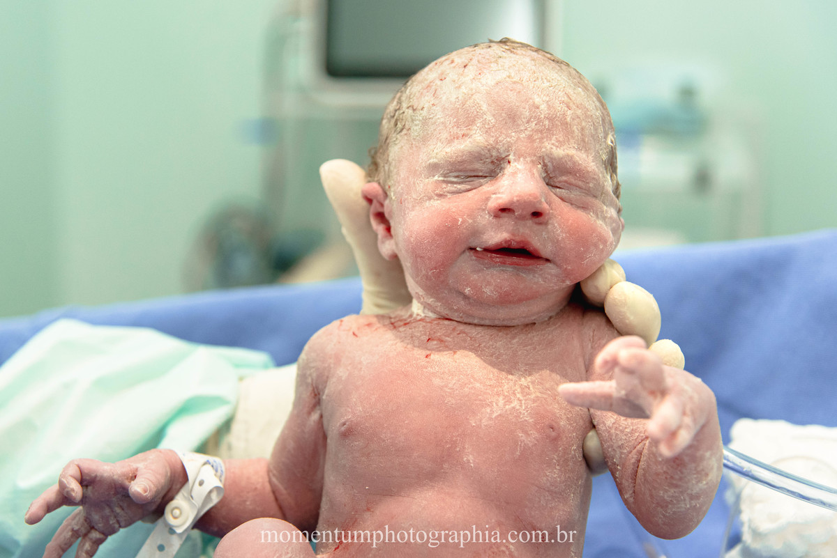 sessão newborn Petrópolis, gestantes de Petrópolis, Mães de Petrópolis, Grávidas de Petrópolis, momentum photographia, referência em newborn, fotos em petrópolis, fotógrafo referência em newborn, ensaio gestante petropolis, fotos de parto petropolis