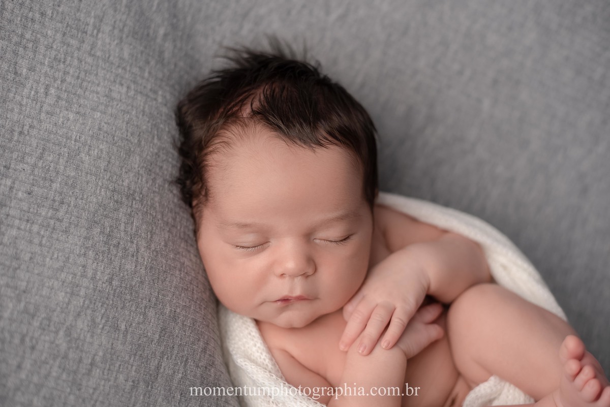 sessão newborn Petrópolis, gestantes de Petrópolis, Mães de Petrópolis, Grávidas de Petrópolis, momentum photographia, referência em newborn, fotos em petrópolis, fotógrafo referência em newborn