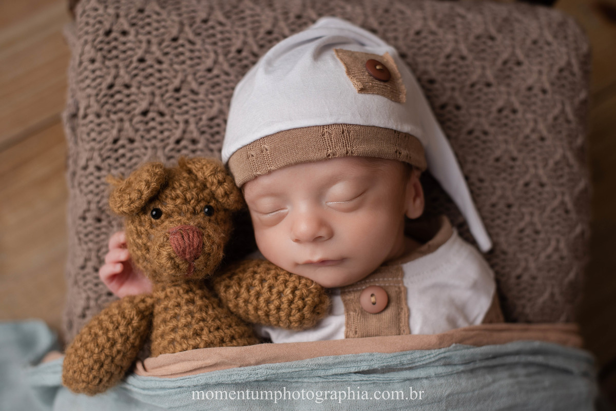 sessão newborn Petrópolis, gestantes de Petrópolis, Mães de Petrópolis, Grávidas de Petrópolis, momentum photographia, referência em newborn, fotos em petrópolis, fotógrafo referência em newborn, newborn gêmeos