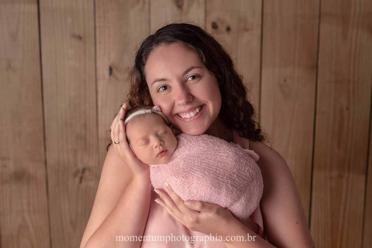sessão newborn Petrópolis, gestantes de Petrópolis, Mães de Petrópolis, Grávidas de Petrópolis, momentum photographia, referência em newborn, fotos em petrópolis, fotógrafo referência em newborn