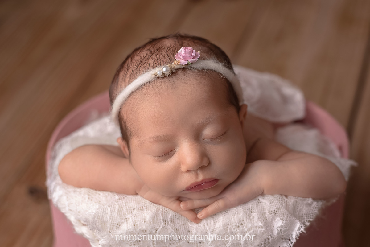 sessão newborn Petrópolis, gestantes de Petrópolis, Mães de Petrópolis, Grávidas de Petrópolis, momentum photographia, referência em newborn, fotos em petrópolis, fotógrafo referência em newborn