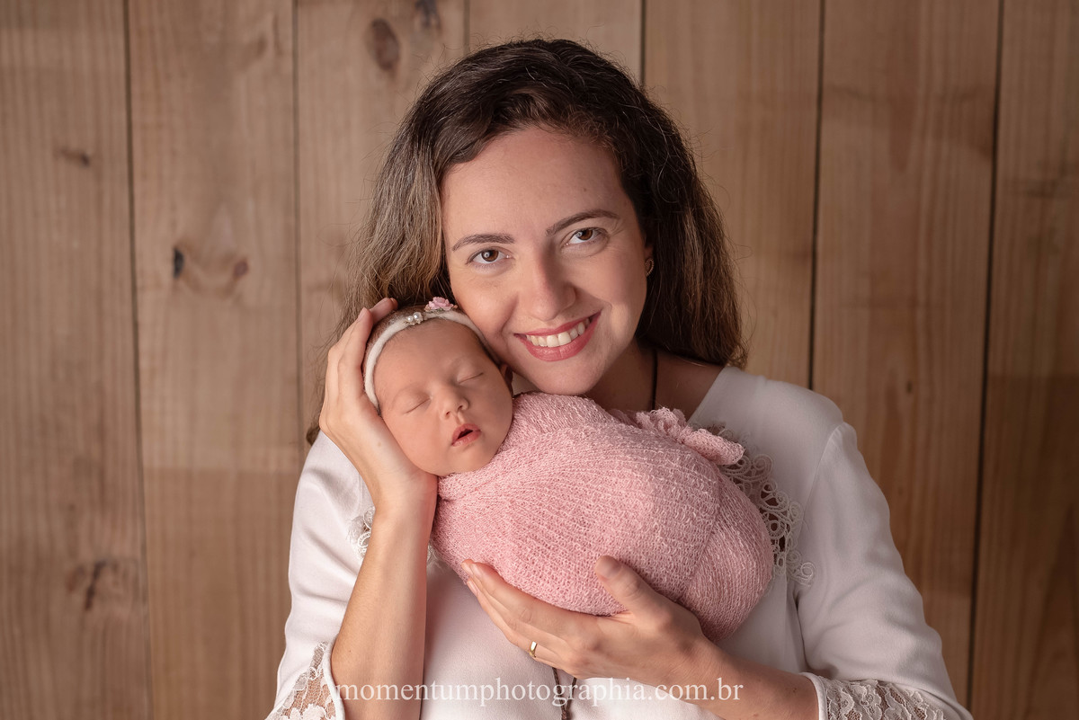 sessão newborn Petrópolis, gestantes de Petrópolis, Mães de Petrópolis, Grávidas de Petrópolis, momentum photographia, referência em newborn, fotos em petrópolis, fotógrafo referência em newborn