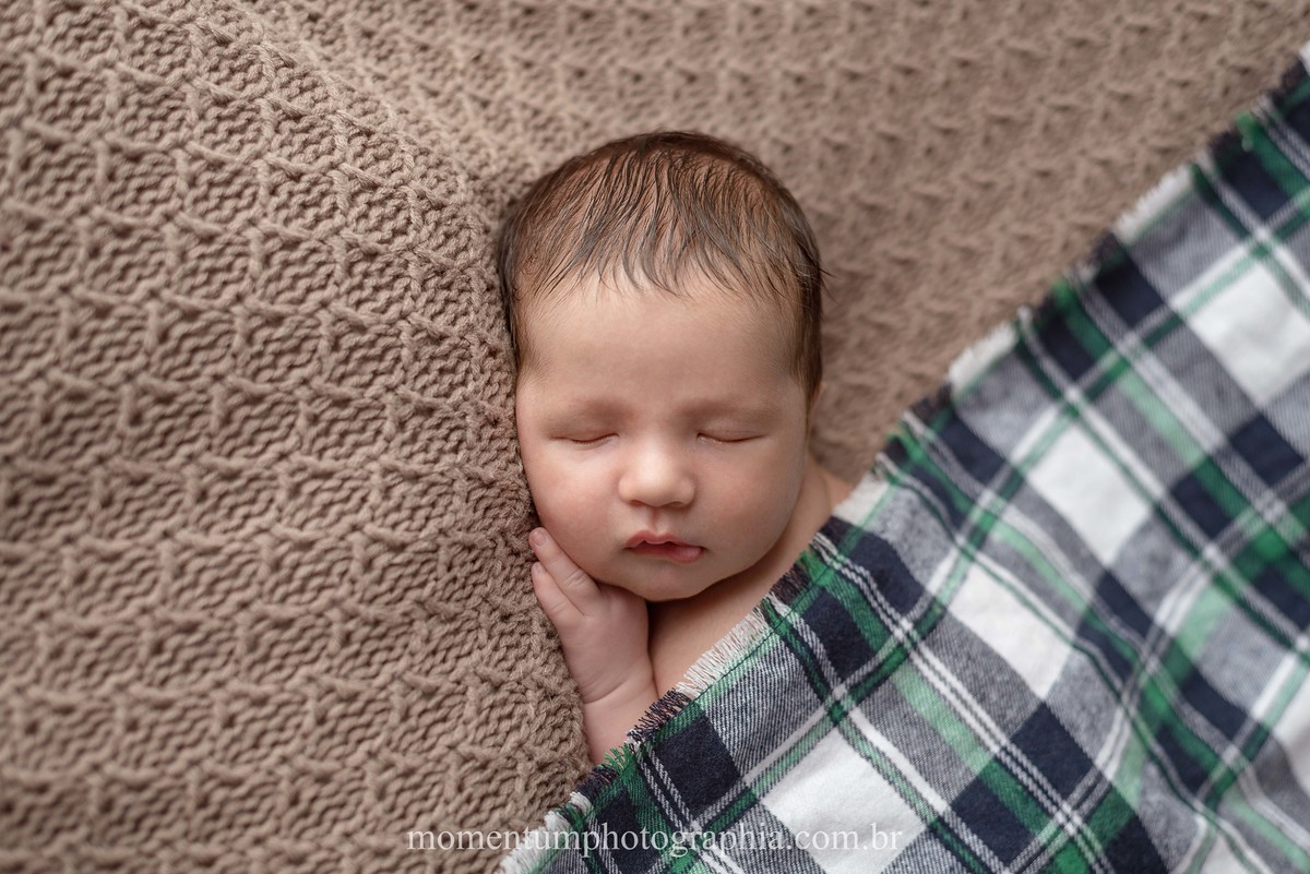 sessão newborn Petrópolis, gestantes de Petrópolis, Mães de Petrópolis, Grávidas de Petrópolis, momentum photographia, referência em newborn, fotos em petrópolis, fotógrafo referência em newborn