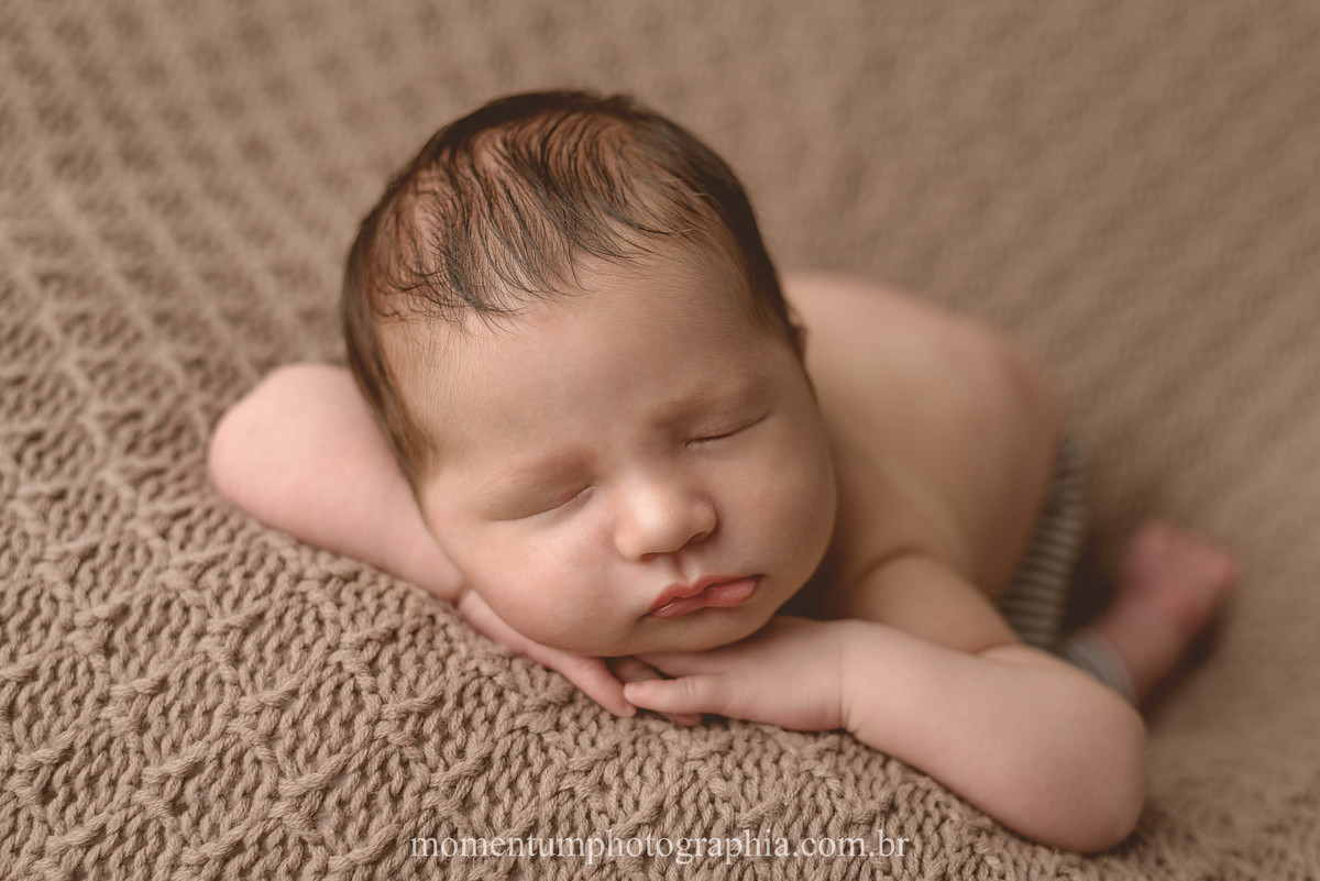 sessão newborn Petrópolis, gestantes de Petrópolis, Mães de Petrópolis, Grávidas de Petrópolis, momentum photographia, referência em newborn, fotos em petrópolis, fotógrafo referência em newborn