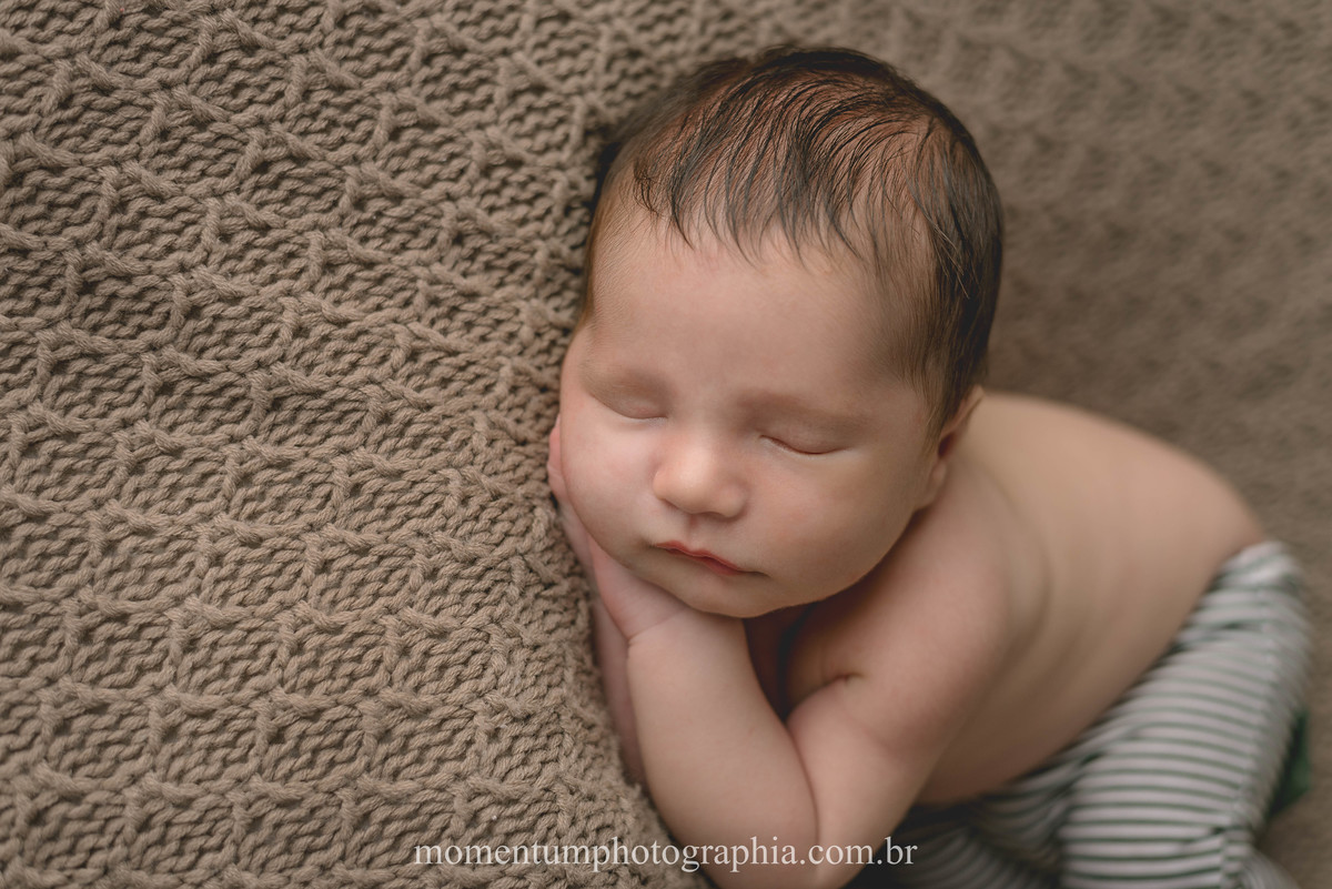 sessão newborn Petrópolis, gestantes de Petrópolis, Mães de Petrópolis, Grávidas de Petrópolis, momentum photographia, referência em newborn, fotos em petrópolis, fotógrafo referência em newborn