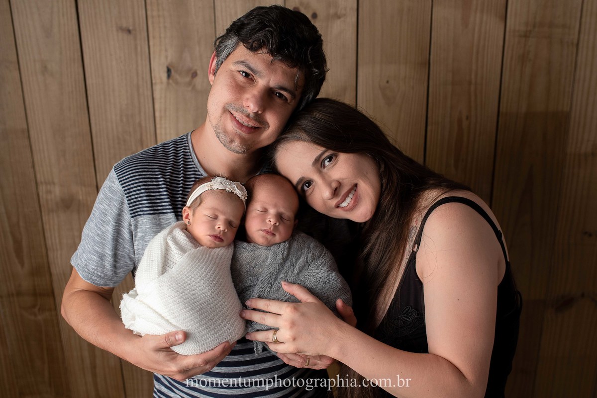 foto momentum photographia ensaio newborn estudio petropolis gestante quitandinha cidade imperial gemeos