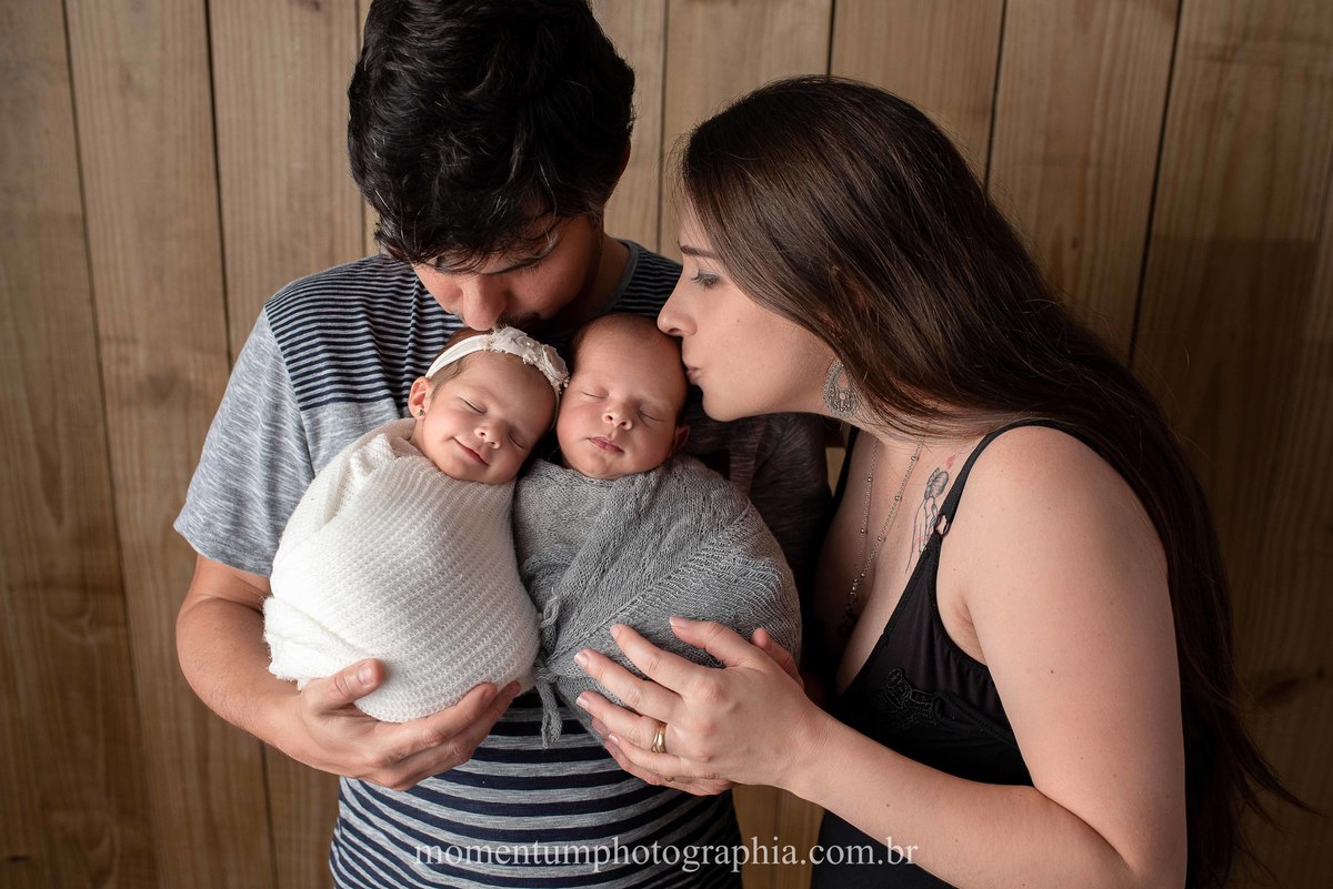 foto momentum photographia ensaio newborn estudio petropolis gestante quitandinha cidade imperial gemeos