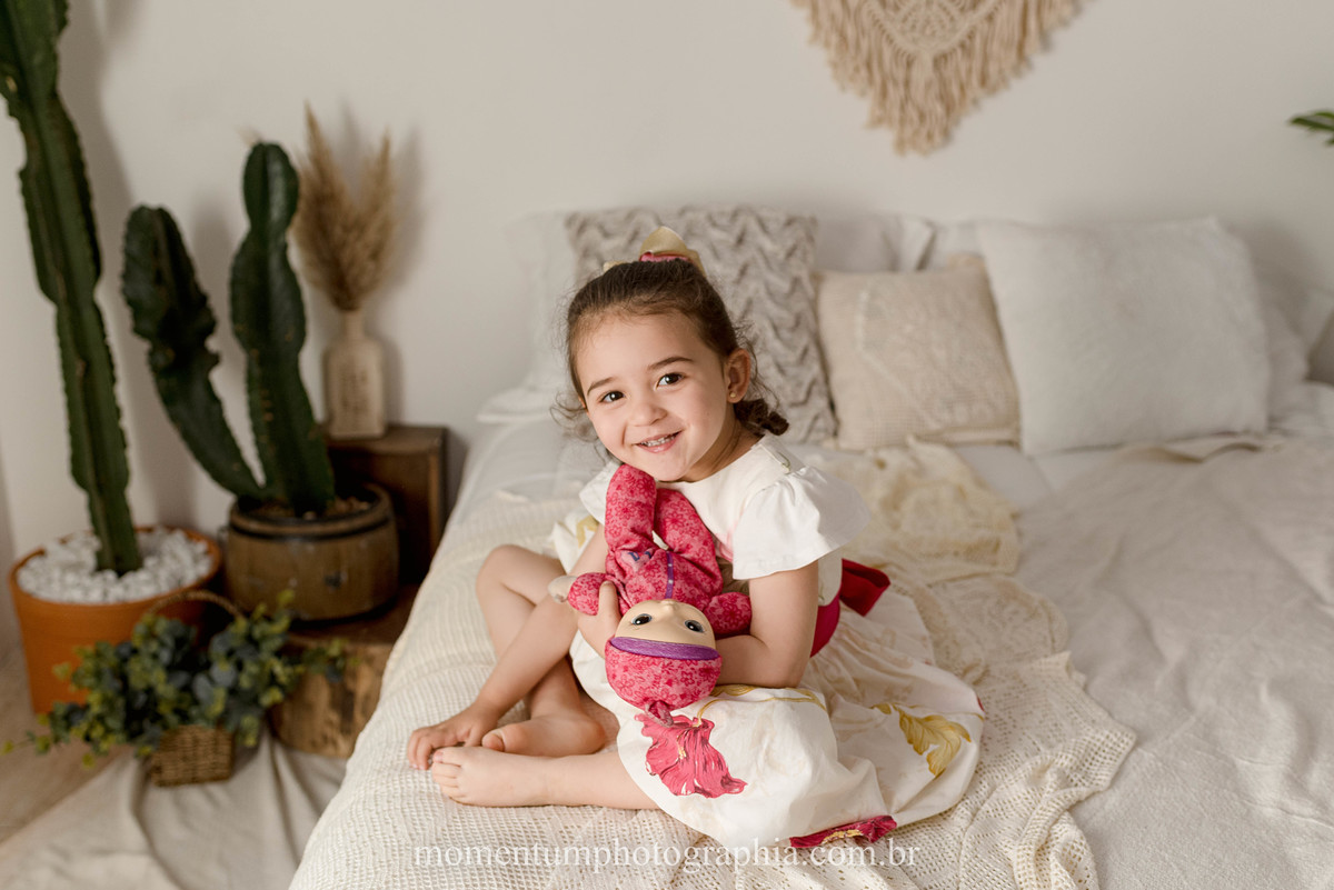 ensaio de família, ensaio em petrópolis, estúdio em Petrópolis, momentum photographia, fotos de família em petrópolis, ensaio infantil em petrópolis, quitandinha petrópolis, 