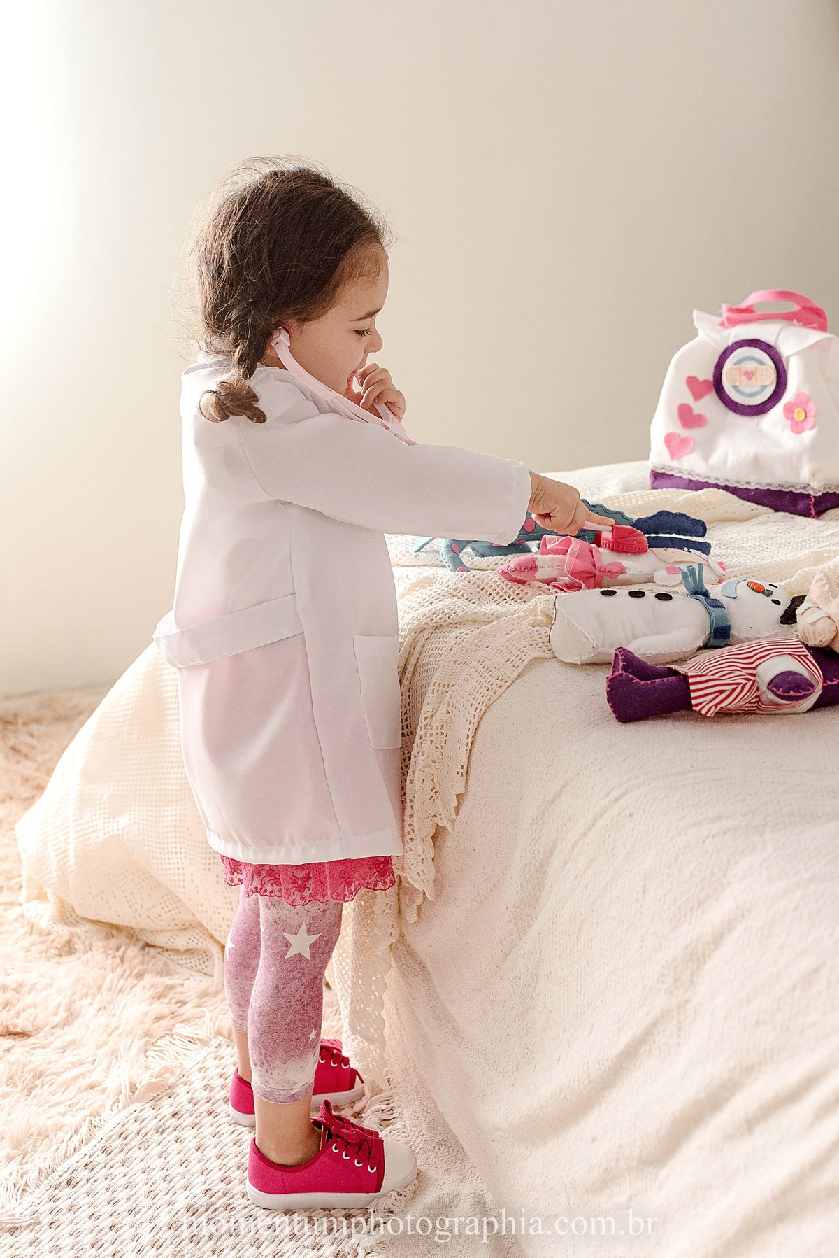 ensaio de família, ensaio em petrópolis, estúdio em Petrópolis, momentum photographia, fotos de família em petrópolis, ensaio infantil em petrópolis, quitandinha petrópolis, 