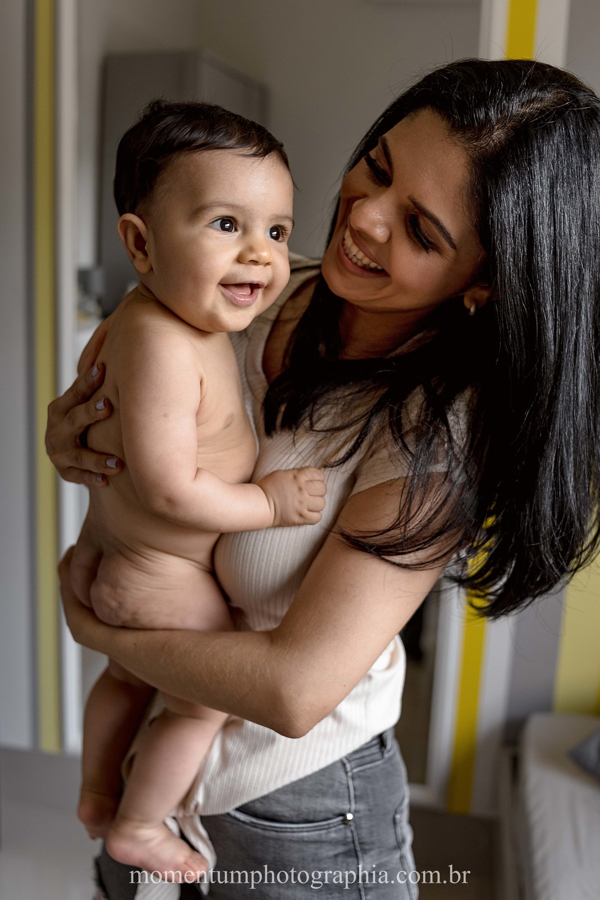 ensaiodefamilia, lifestyle, ensaio em casa, home sweet home, family portraits, rio verde, goias, momentum photographia