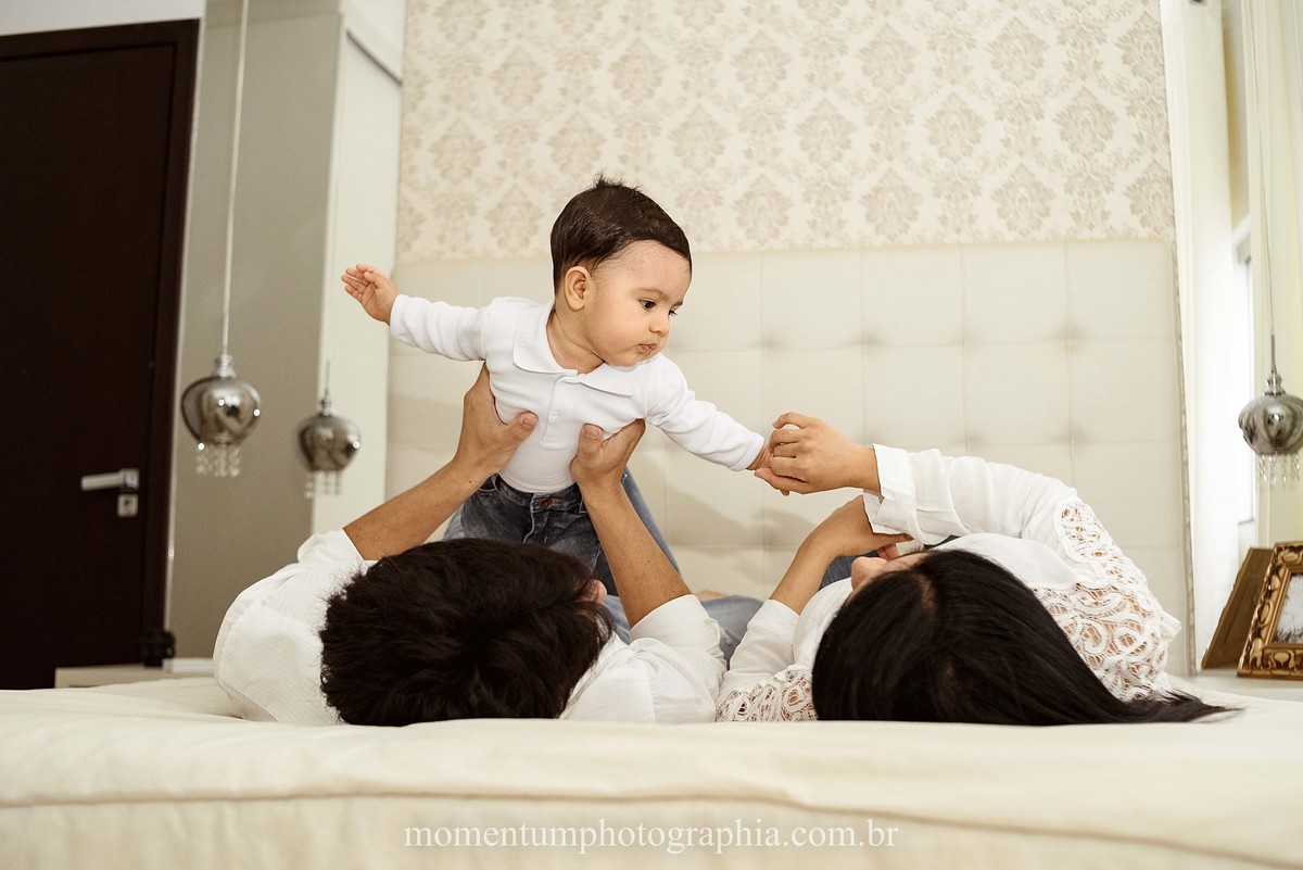 ensaiodefamilia, lifestyle, ensaio em casa, home sweet home, family portraits, rio verde, goias, momentum photographia