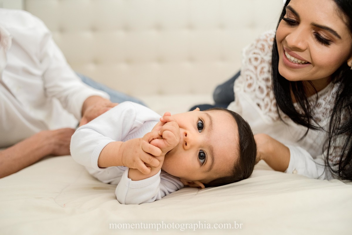 ensaiodefamilia, lifestyle, ensaio em casa, home sweet home, family portraits, rio verde, goias, momentum photographia