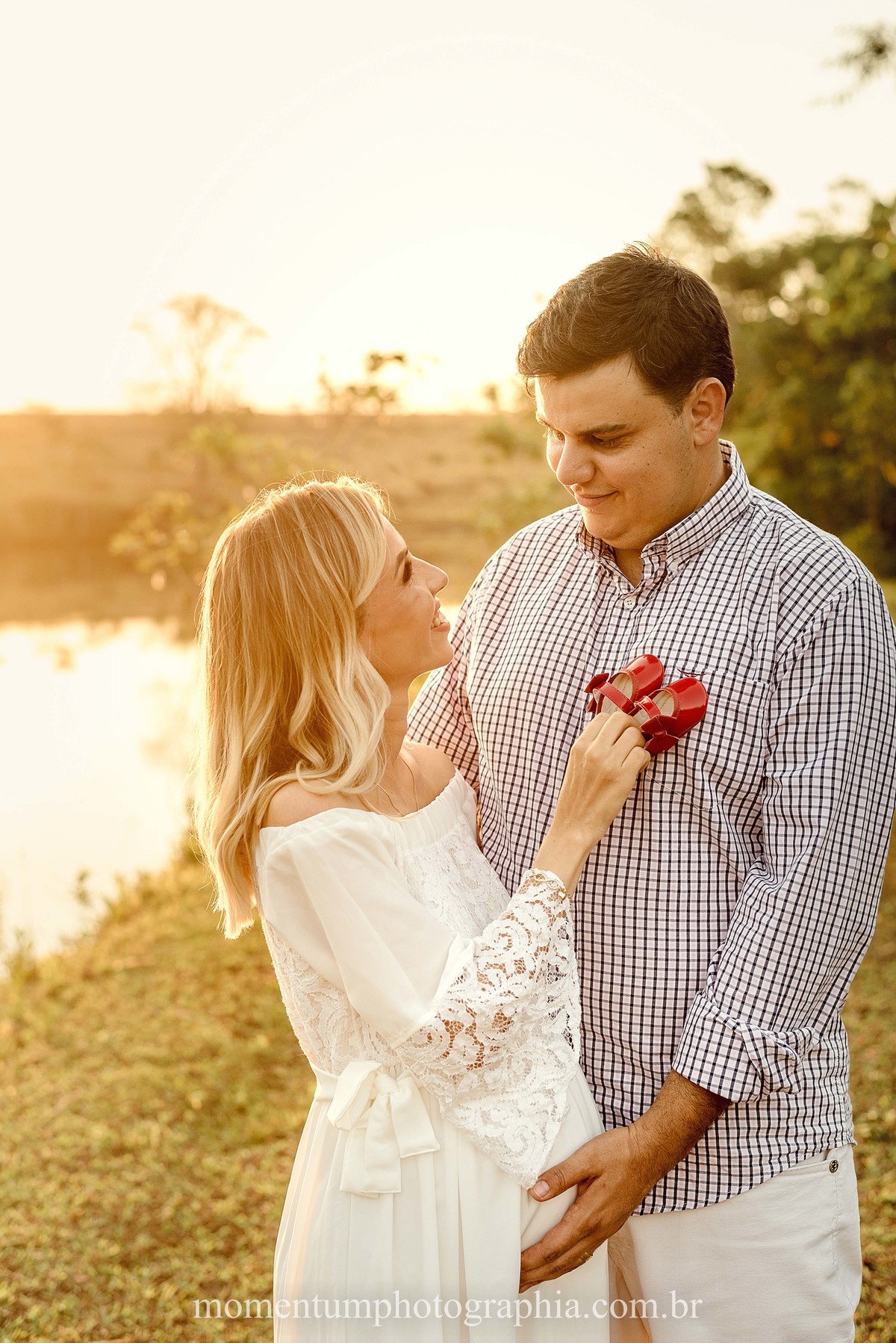 ensaio gestante, ensaio na fazenda, rio verde goias, santa helena de goias, fotos de grávidas, fotografia de família, fotos na fazenda, goiás, brasil, momentum photographia, petropolis rj