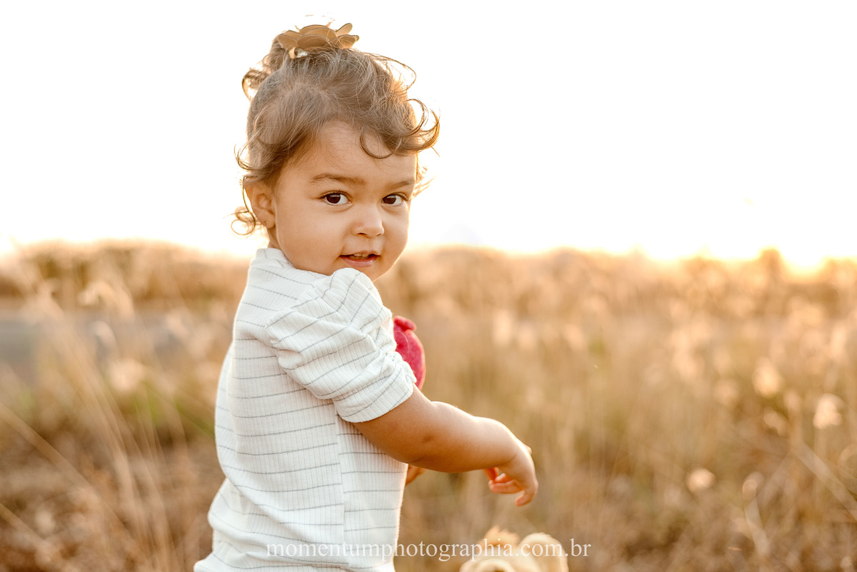 ensaio de familia, mae e filha, rio verde, goias, foto momentum photographia, petropolis e rio verde, fotos espontaneas, lifestyle, fotos verdadeiras, momentos reais
