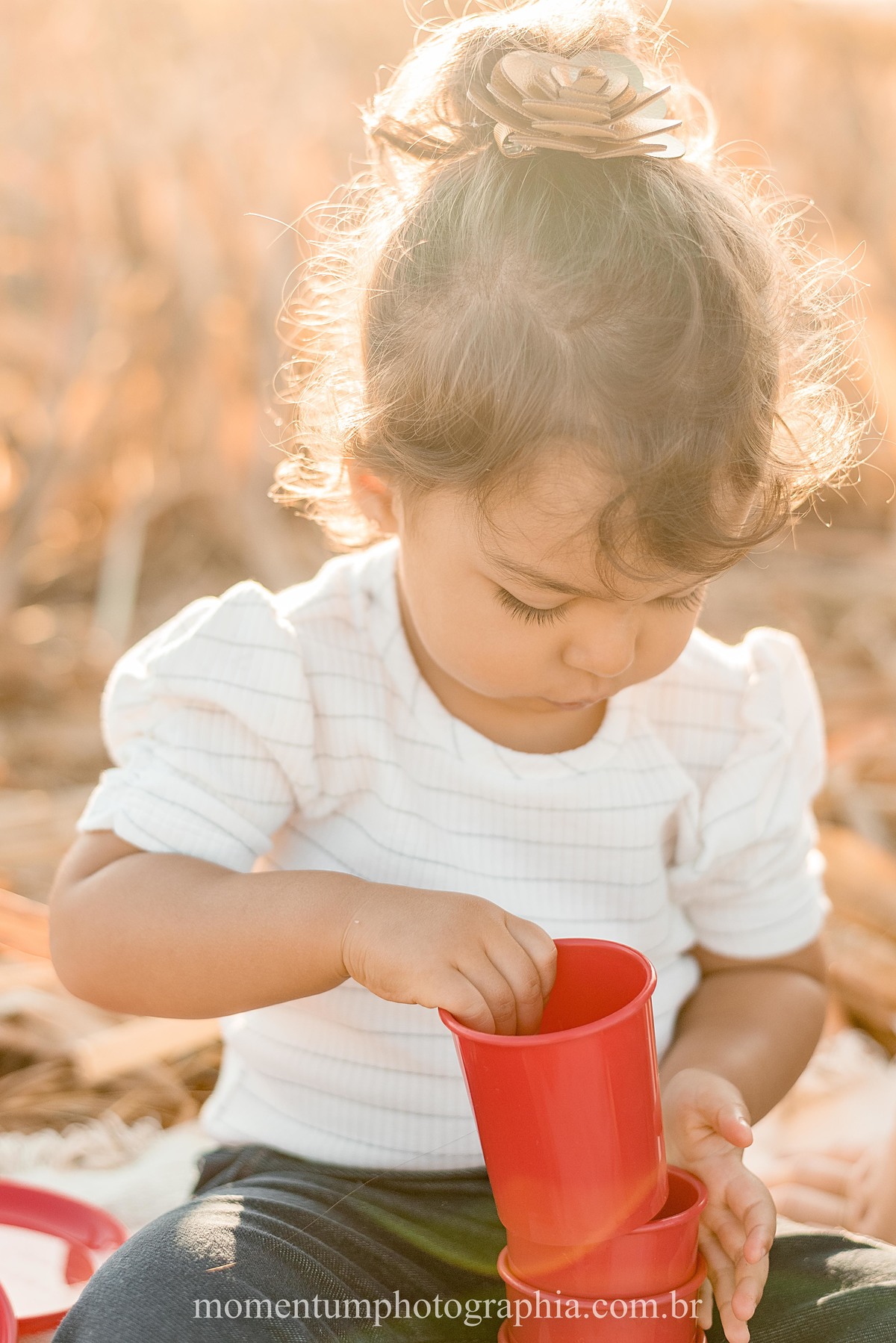 ensaio de familia, mae e filha, rio verde, goias, foto momentum photographia, petropolis e rio verde, fotos espontaneas, lifestyle, fotos verdadeiras, momentos reais