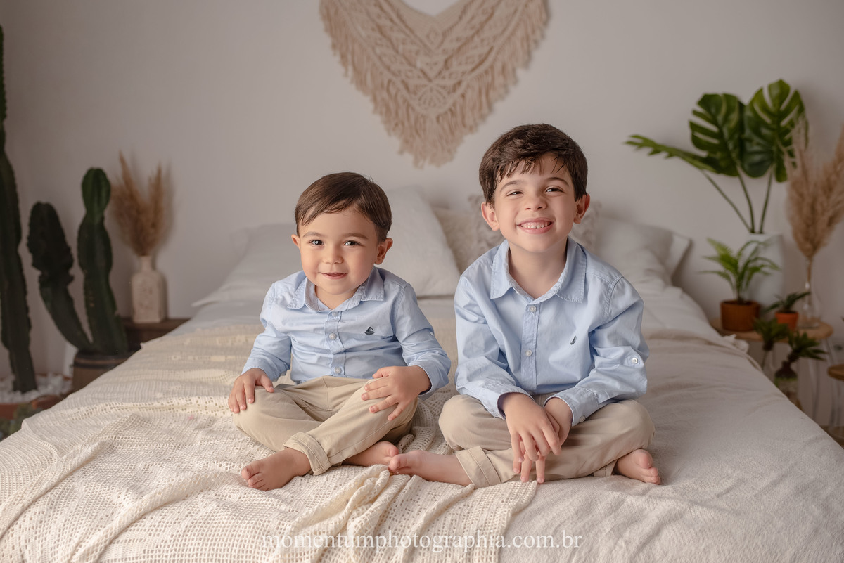 foto momentum photographia ensaio newborn petropolis rj estudio recem nascido mae menina maternidade gestante