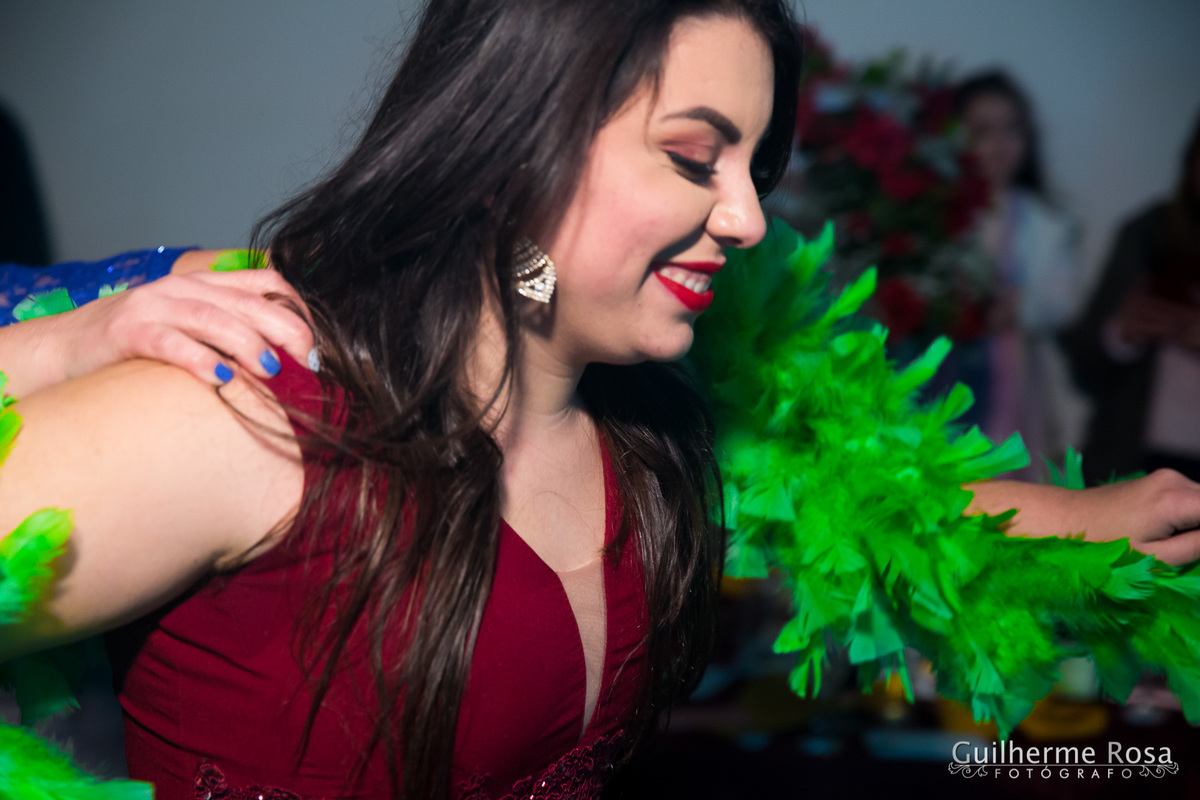 Brenda Goes @brendagoesnutri Profissional da nutrição. vip festa e eventos nutrição UniRitter guilhermers