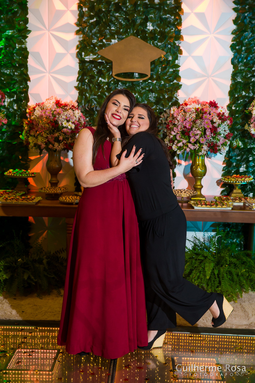 Brenda Goes @brendagoesnutri Profissional da nutrição. vip festa e eventos nutrição UniRitter guilhermers