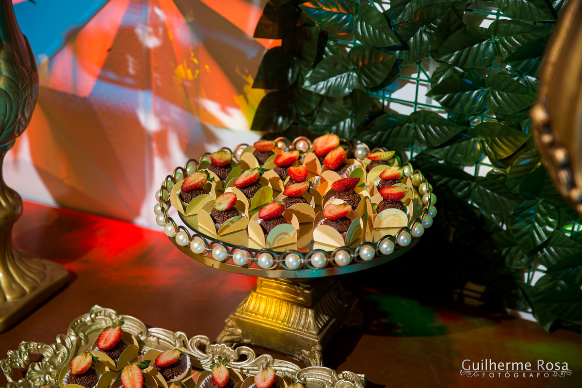 Brenda Goes @brendagoesnutri Profissional da nutrição. vip festa e eventos nutrição UniRitter guilhermers