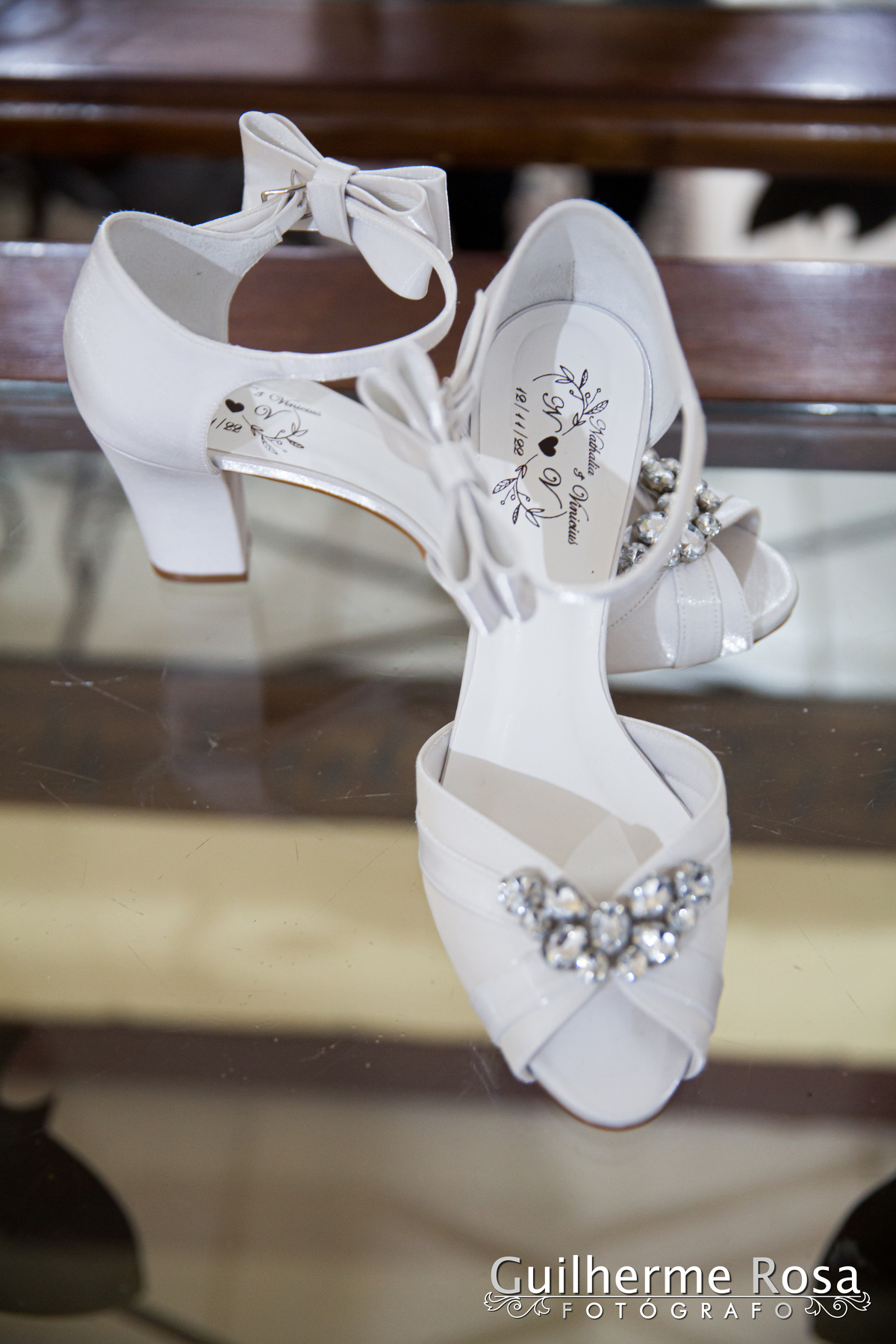 Casamento do lindo casal Nathalia Barbosa de Oliveira e Vinícius Madruga, local Paraíso Espaço de Eventos CERIMONIAL - Rosane Nunes, vestido de Georgia Schmaedecke, GASTRONOMIA- DARQUÊS EVENTOS, PASSADEIRA ESPELHO PROJECTSOM,BAR DE DRINKS- FLAVOR, DDING B