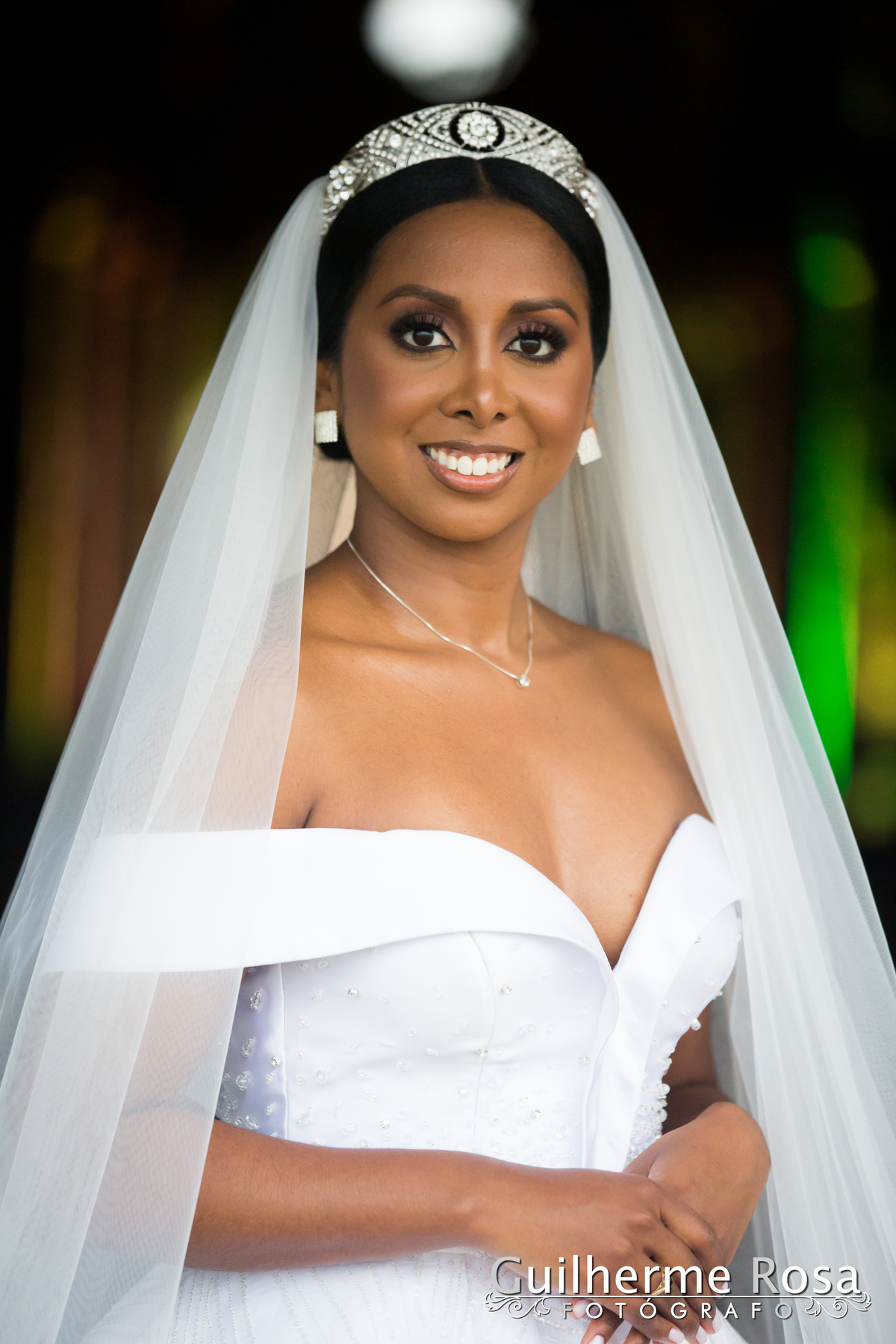 Casamento do lindo casal Nathalia Barbosa de Oliveira e Vinícius Madruga, local Paraíso Espaço de Eventos CERIMONIAL - Rosane Nunes, vestido de Georgia Schmaedecke, GASTRONOMIA- DARQUÊS EVENTOS, PASSADEIRA ESPELHO PROJECTSOM,BAR DE DRINKS- FLAVOR, DDING B