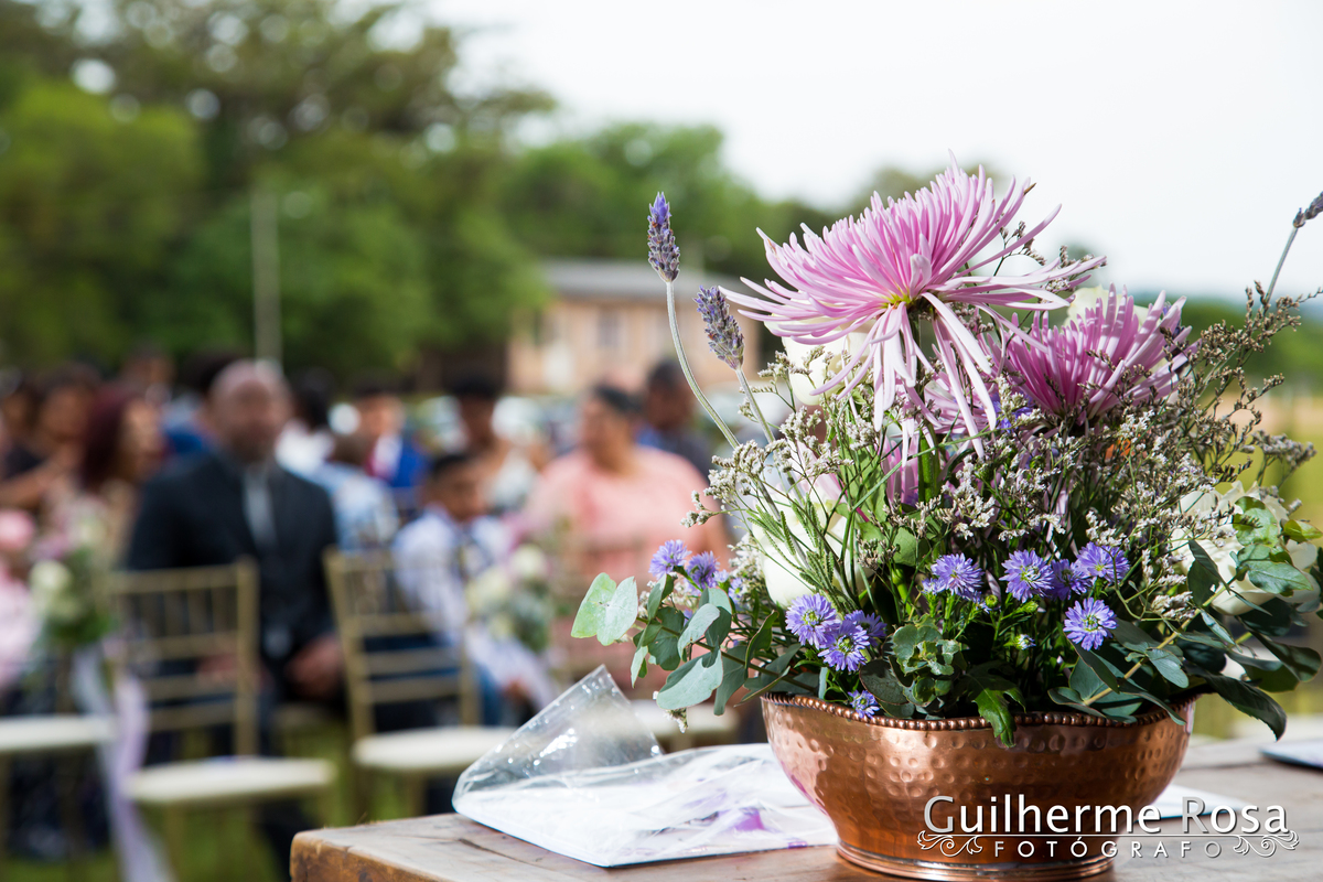 Casamento do lindo casal Nathalia Barbosa de Oliveira e Vinícius Madruga, local Paraíso Espaço de Eventos CERIMONIAL - Rosane Nunes, vestido de Georgia Schmaedecke, GASTRONOMIA- DARQUÊS EVENTOS, PASSADEIRA ESPELHO PROJECTSOM,BAR DE DRINKS- FLAVOR, DDING B