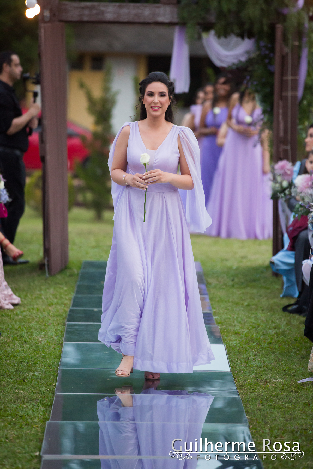 Casamento do lindo casal Nathalia Barbosa de Oliveira e Vinícius Madruga, local Paraíso Espaço de Eventos CERIMONIAL - Rosane Nunes, vestido de Georgia Schmaedecke, GASTRONOMIA- DARQUÊS EVENTOS, PASSADEIRA ESPELHO PROJECTSOM,BAR DE DRINKS- FLAVOR, DDING B