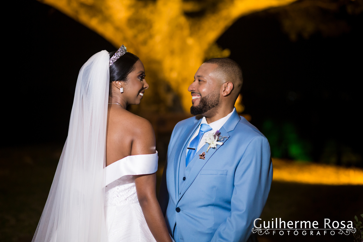 Casamento do lindo casal Nathalia Barbosa de Oliveira e Vinícius Madruga, local Paraíso Espaço de Eventos CERIMONIAL - Rosane Nunes, vestido de Georgia Schmaedecke, GASTRONOMIA- DARQUÊS EVENTOS, PASSADEIRA ESPELHO PROJECTSOM,BAR DE DRINKS- FLAVOR, DDING B