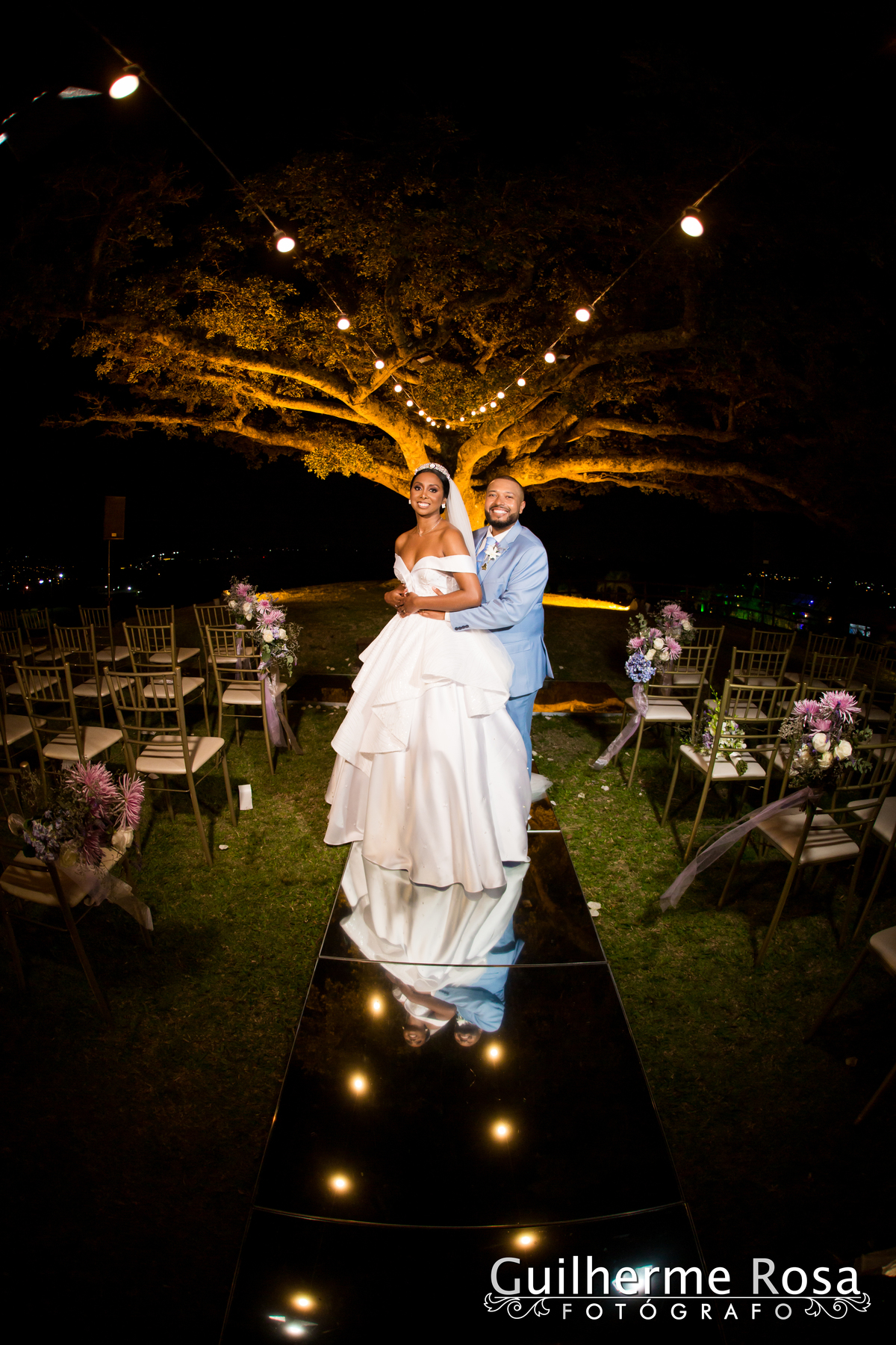 Casamento do lindo casal Nathalia Barbosa de Oliveira e Vinícius Madruga, local Paraíso Espaço de Eventos CERIMONIAL - Rosane Nunes, vestido de Georgia Schmaedecke, GASTRONOMIA- DARQUÊS EVENTOS, PASSADEIRA ESPELHO PROJECTSOM,BAR DE DRINKS- FLAVOR, DDING B