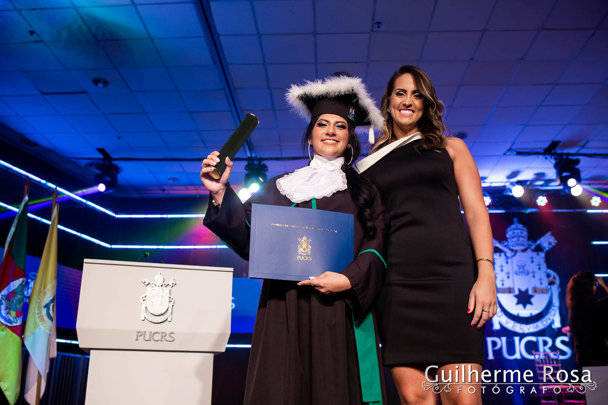 Formanda Thaiane Santos #pucrs #fiosioterapia-guilhermers