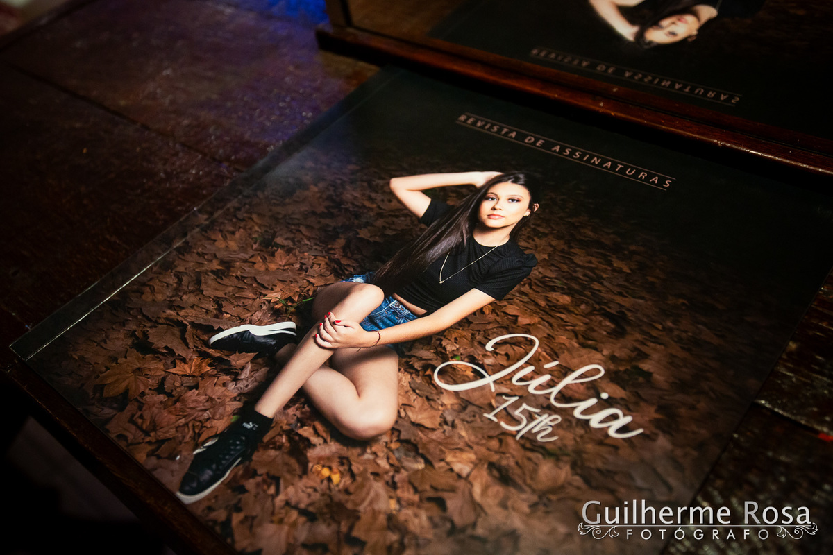 Neste último final de semana dia 15 de junho, fotografei a linda Júlia Ayres no Party House, na companhia de seus convidados e familiares!