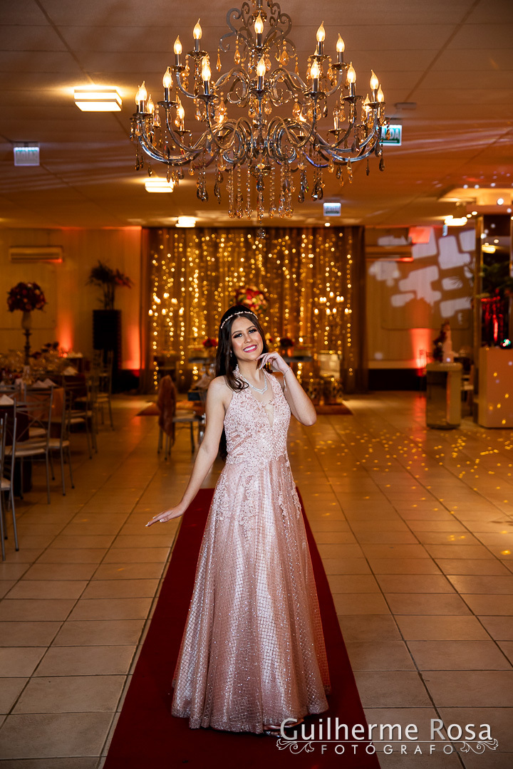 Neste último final de semana dia 15 de junho, fotografei a linda Júlia Ayres no Party House, na companhia de seus convidados e familiares!