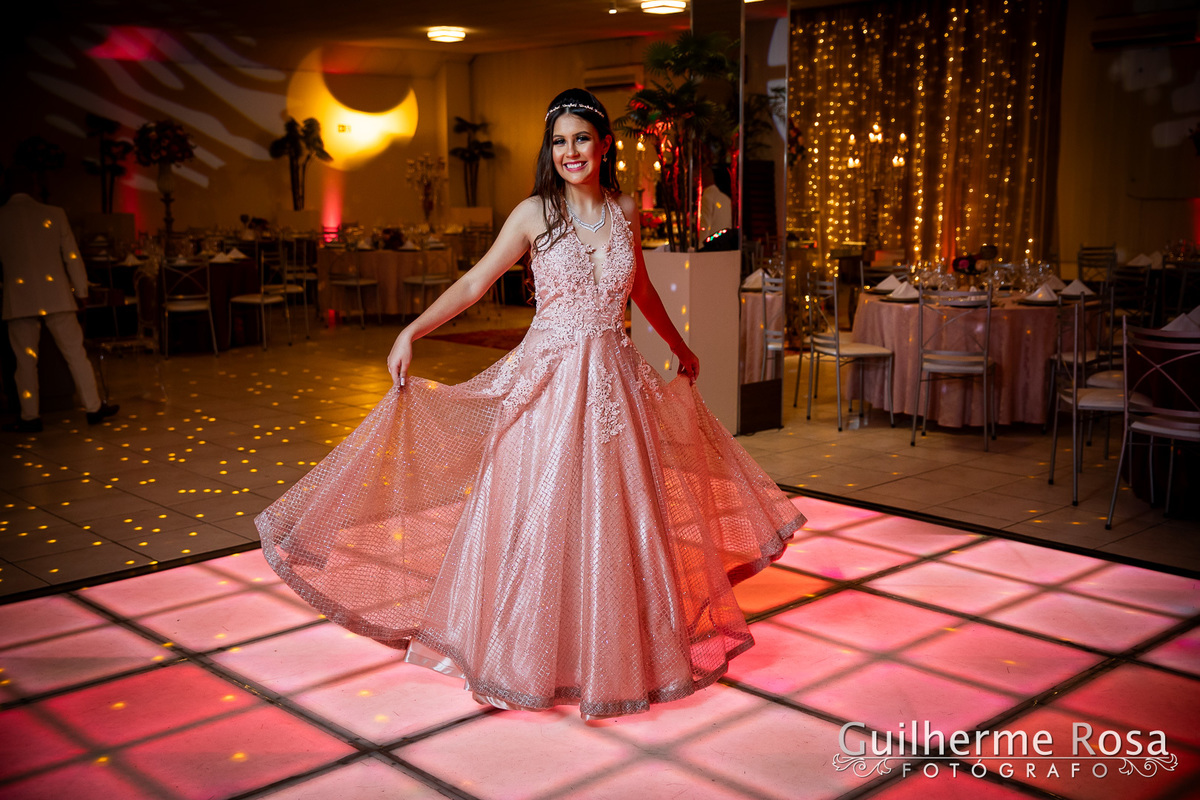 Neste último final de semana dia 15 de junho, fotografei a linda Júlia Ayres no Party House, na companhia de seus convidados e familiares!