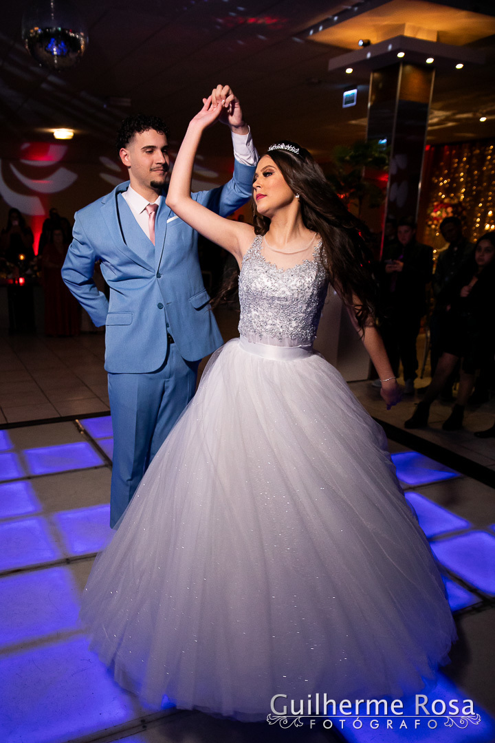 Neste último final de semana dia 15 de junho, fotografei a linda Júlia Ayres no Party House, na companhia de seus convidados e familiares!