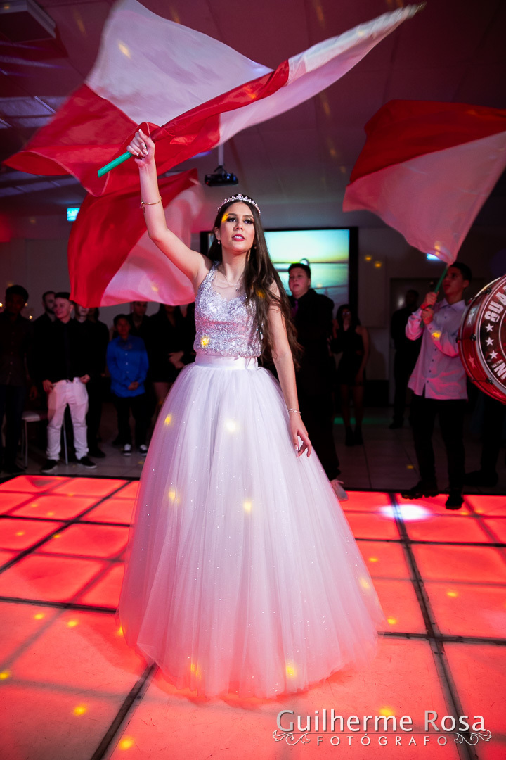 Neste último final de semana dia 15 de junho, fotografei a linda Júlia Ayres no Party House, na companhia de seus convidados e familiares!