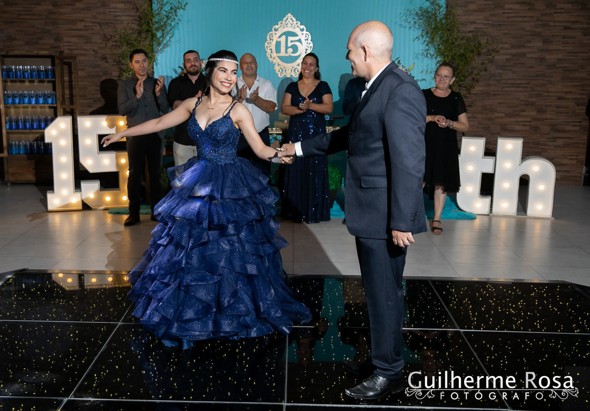 15 anos da Fernanda Oliveira-Salão paroquial Belém Novo