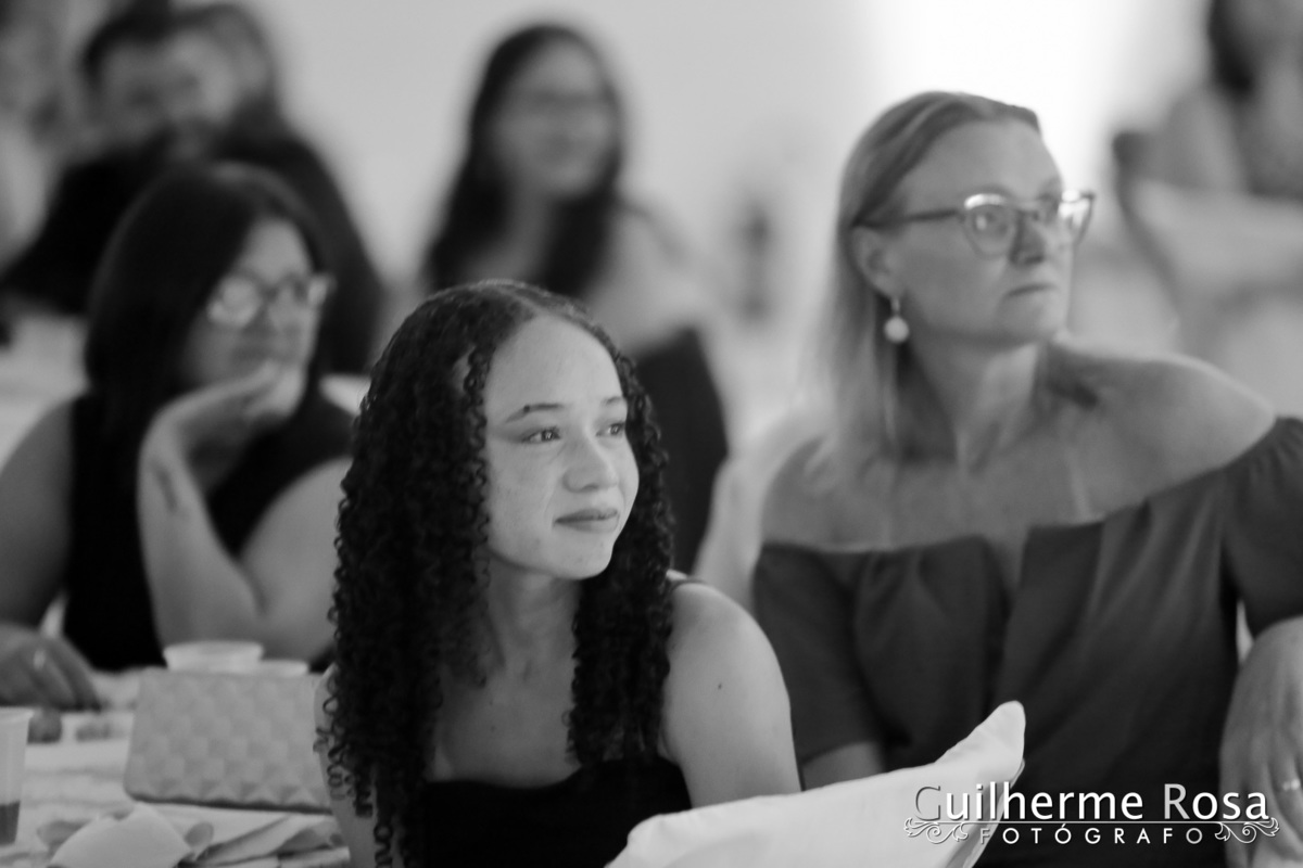 15 anos da Fernanda Oliveira-Salão paroquial Belém Novo