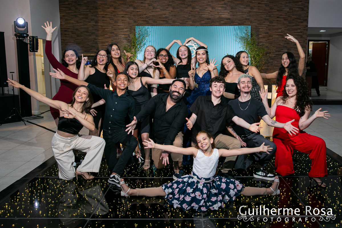 15 anos da Fernanda Oliveira-Salão paroquial Belém Novo