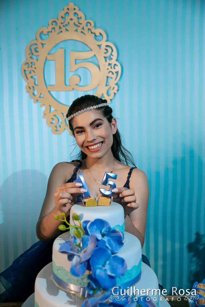 15 anos da Fernanda Oliveira-Salão paroquial Belém Novo